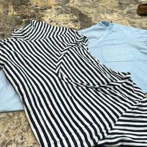 Caslon two (2) v neck pocket t shirts